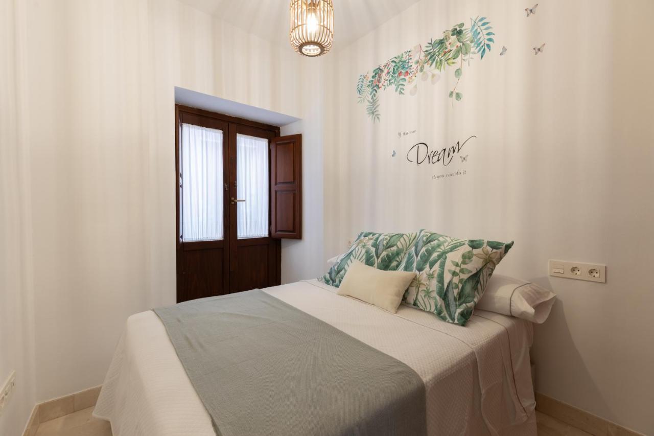 Apartamentos Nuria 19 Γρανάδα Εξωτερικό φωτογραφία